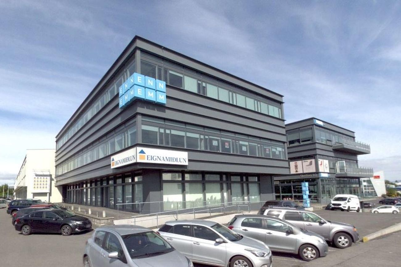 Grensásvegur 11
