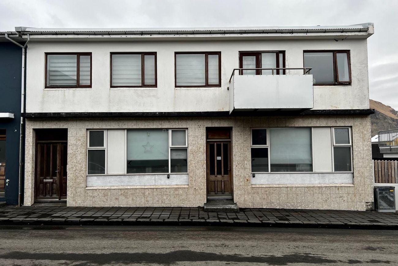 Vestmannabraut 36 2 íbúðir