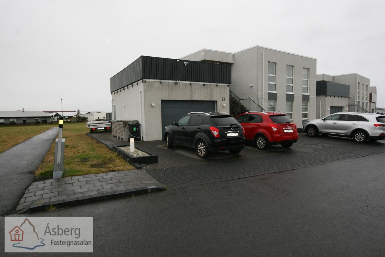 Leirdalur 23
