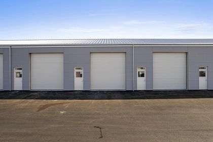 Hólmbergsbraut 13 bil 8