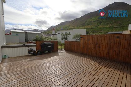 Lækjargata 11