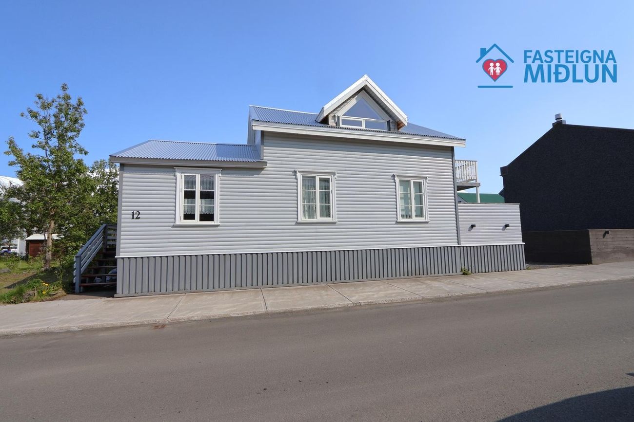Norðurgata 12