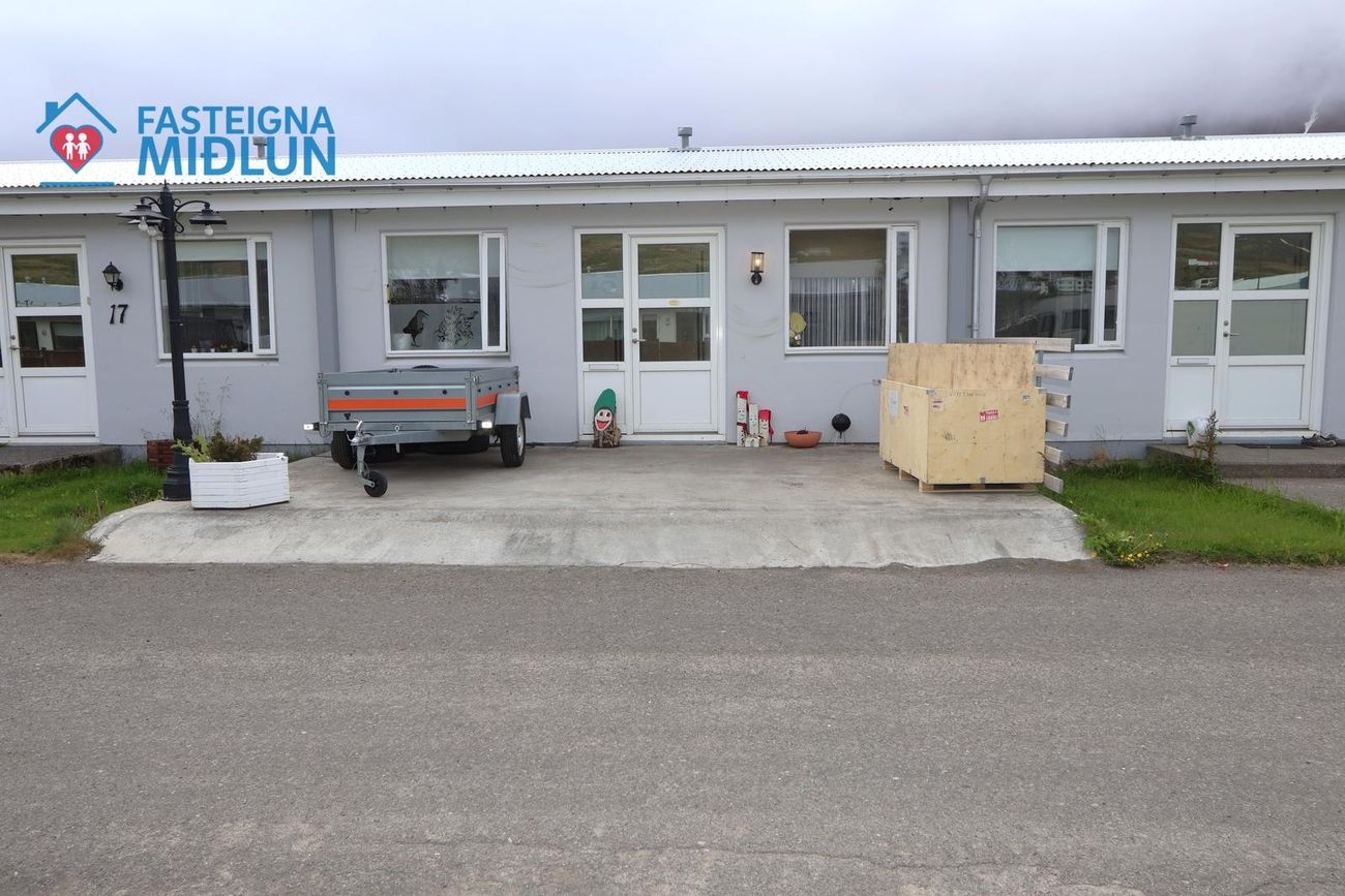 Bylgjubyggð 15
