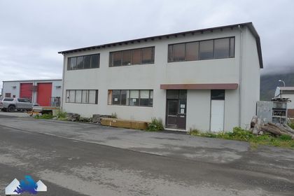 Hafnargata 12