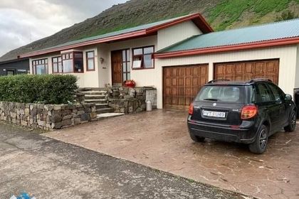 Hlíðargata 40