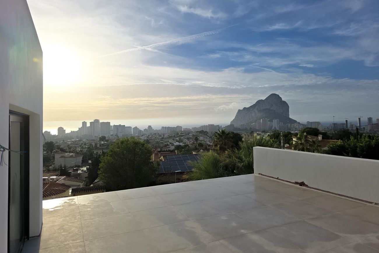 Spánarheimili kynnir - Calpe