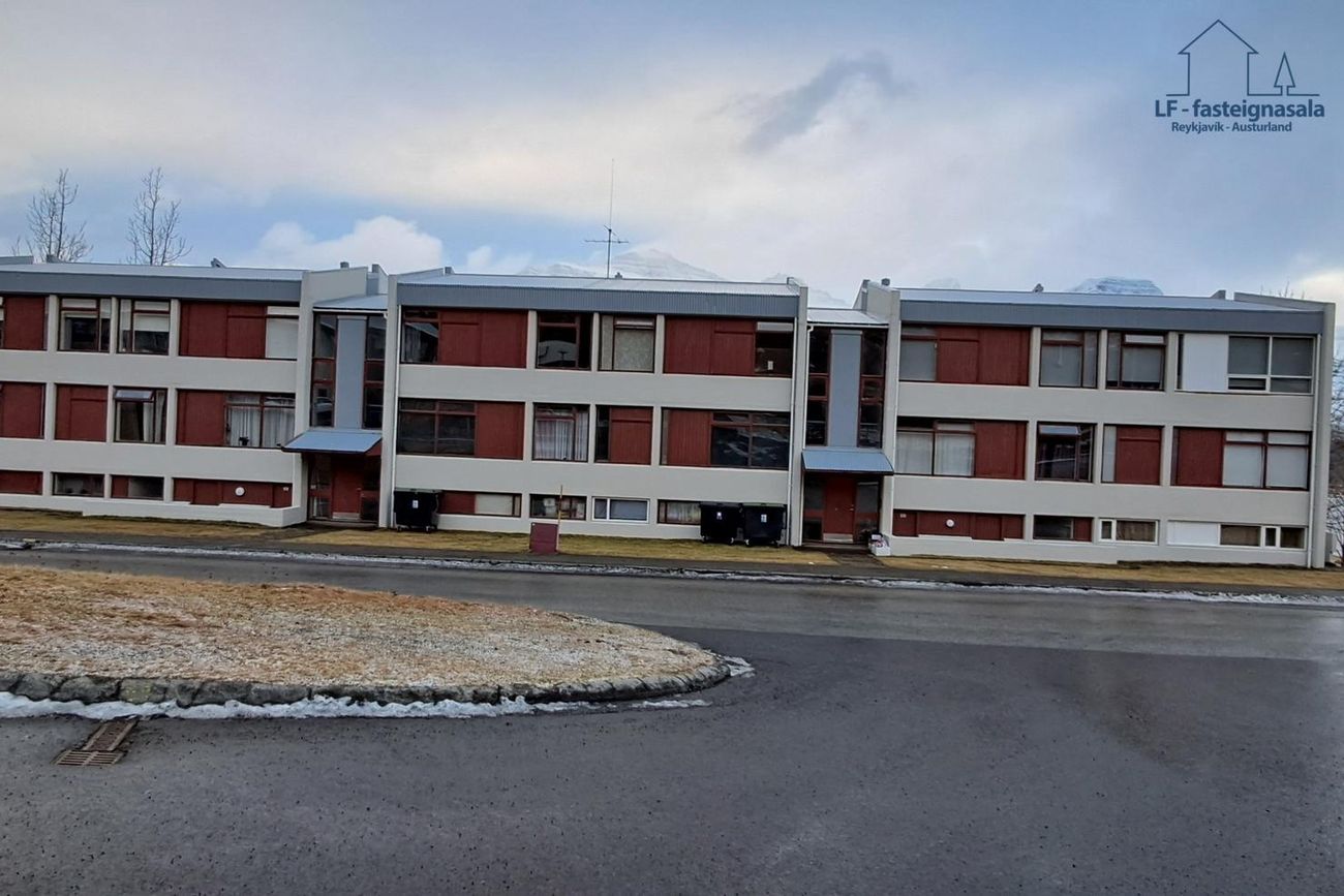 Hlíðargata 57