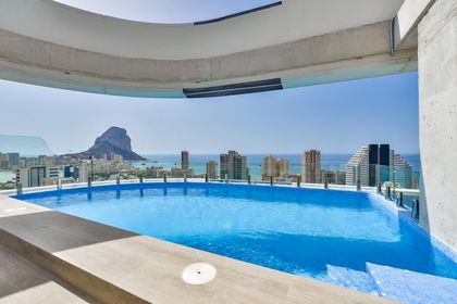 Spánarheimili kynnir - Calpe