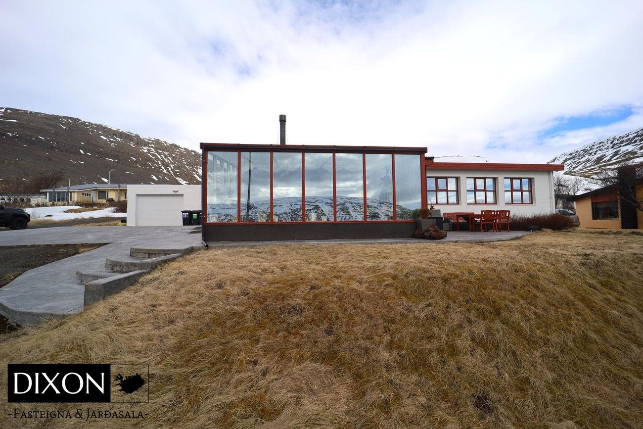 Miðtún 18
