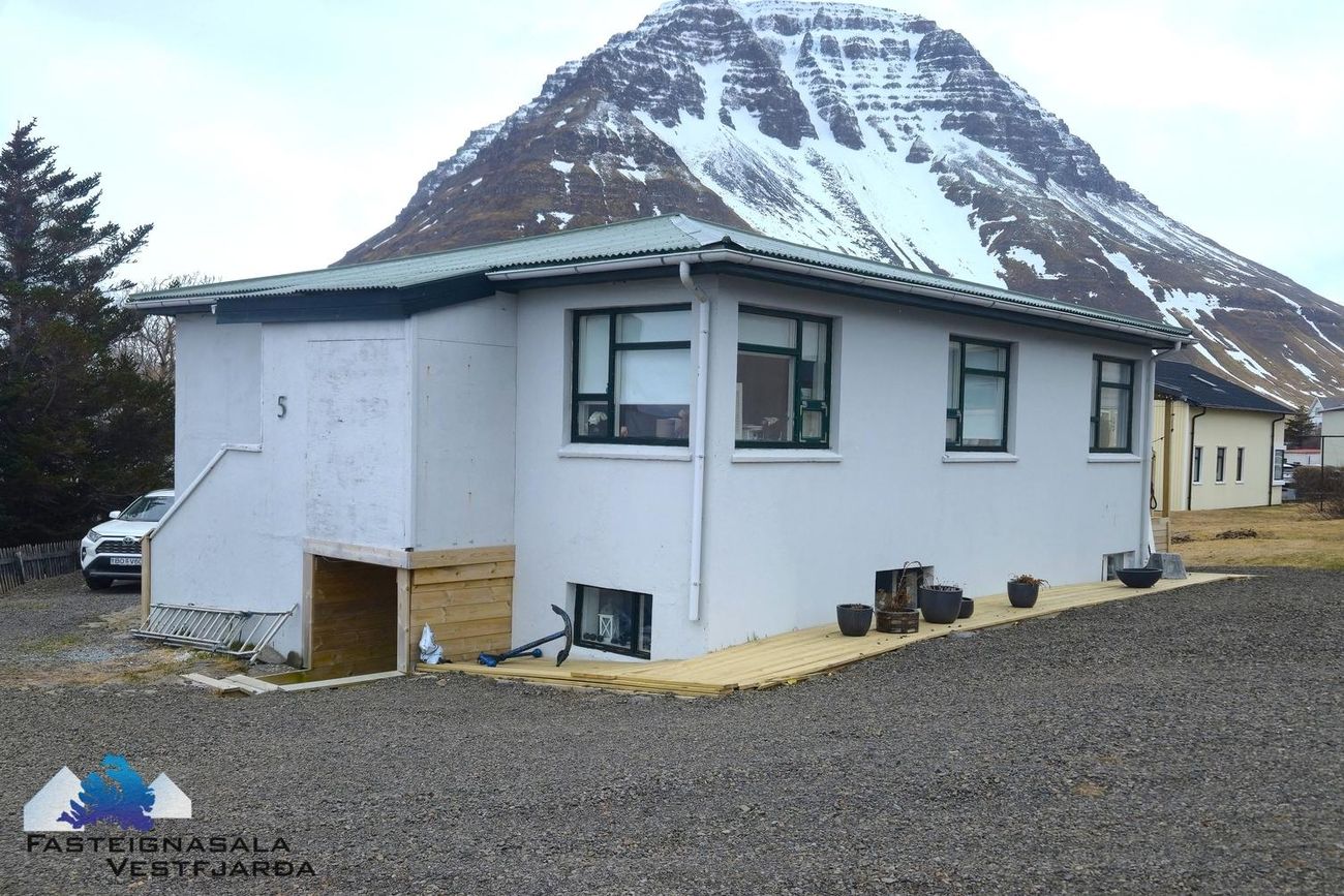 Traðarstígur 5