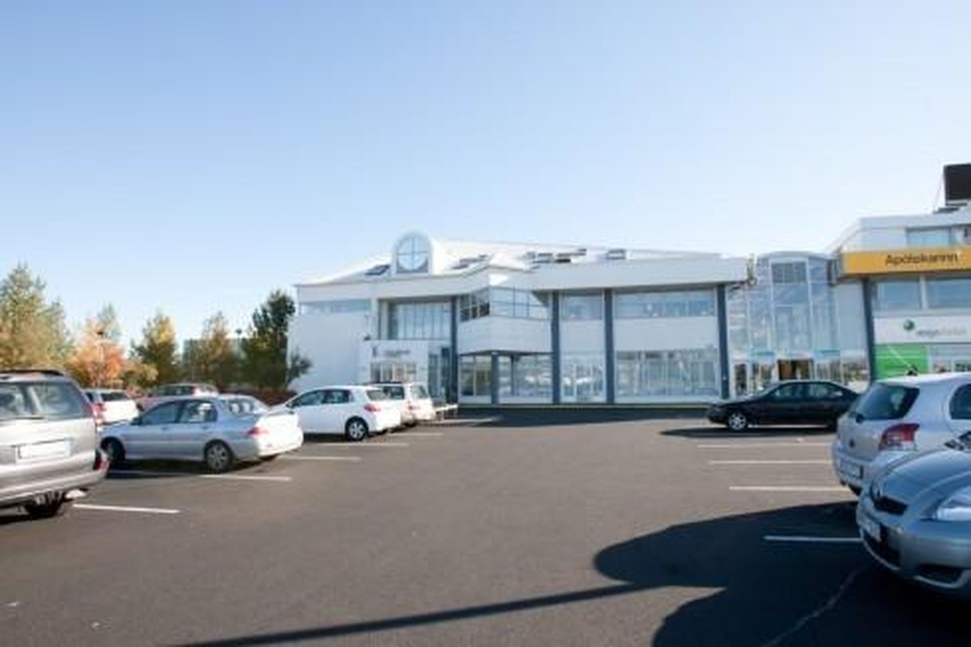 Þönglabakki 1