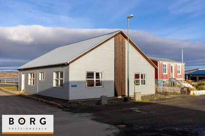Höfðagata 5