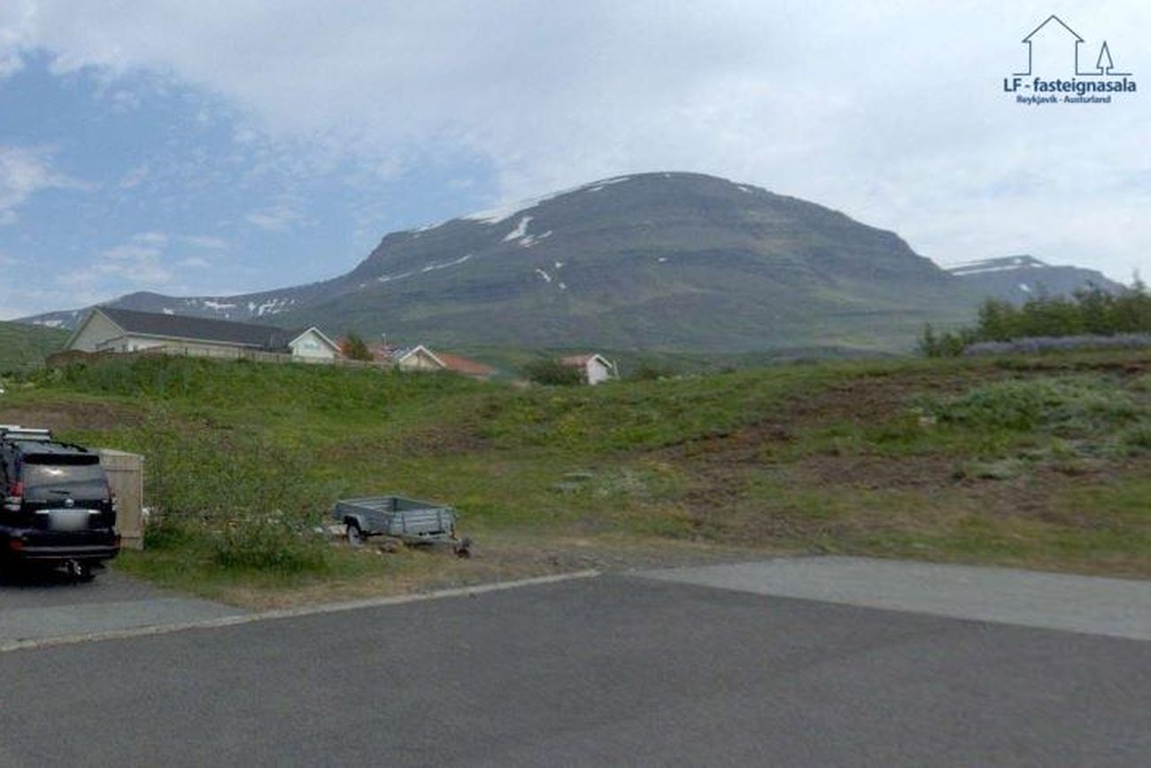 Stekkjargrund 13