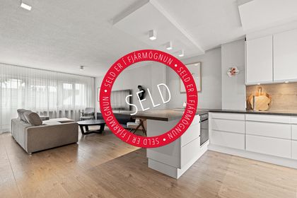 Stekkjarhvammur 24
