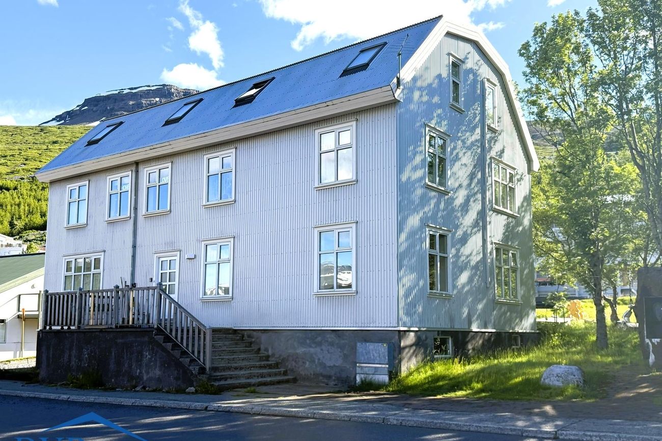 STRANDGATA 33A ÍBÚÐ 101