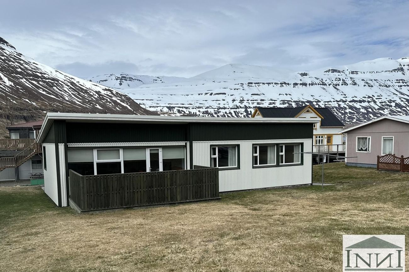 Miðtún 6