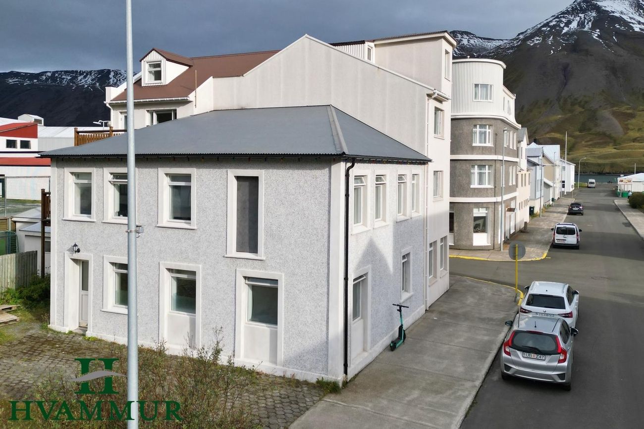 Aðalgata 16