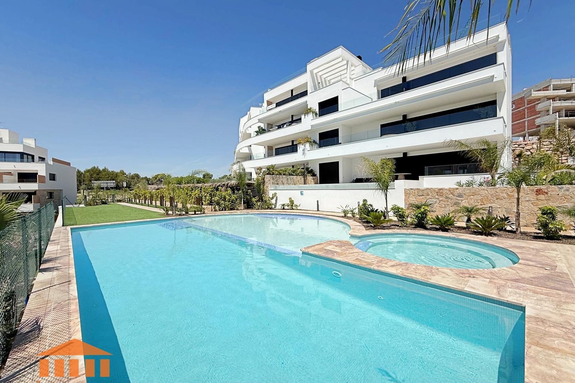 SPÁNAREIGNIR - Las Colinas golf