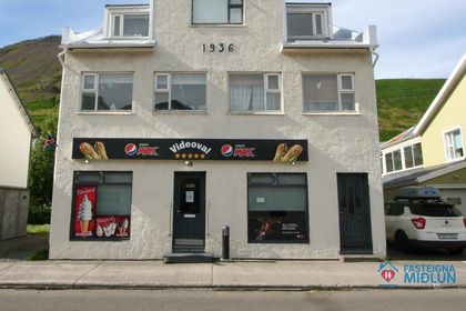 Túngata 11