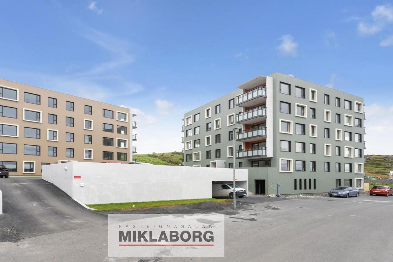 Hringhamar 35 (208)