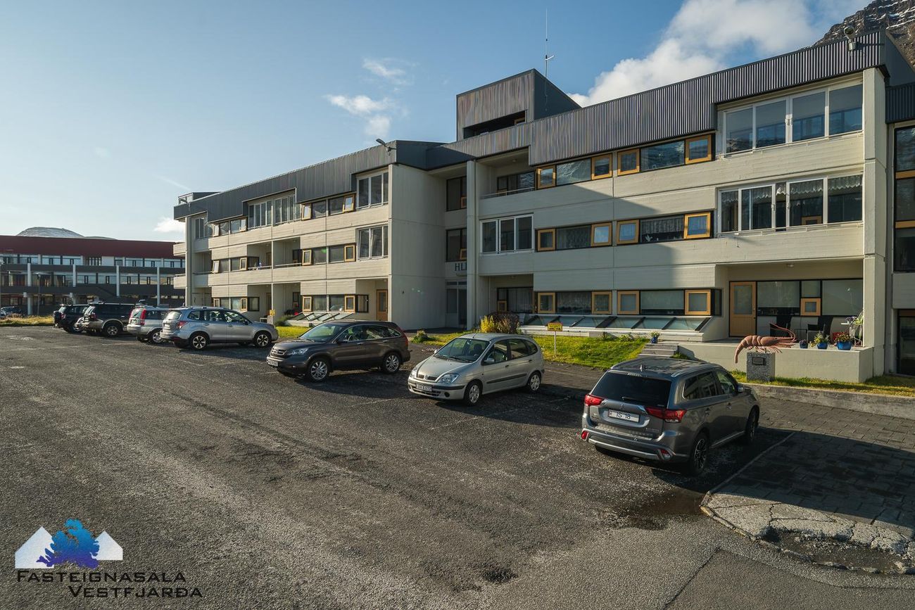 Hlíf 2