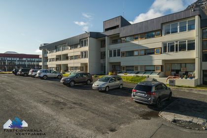 Hlíf 2