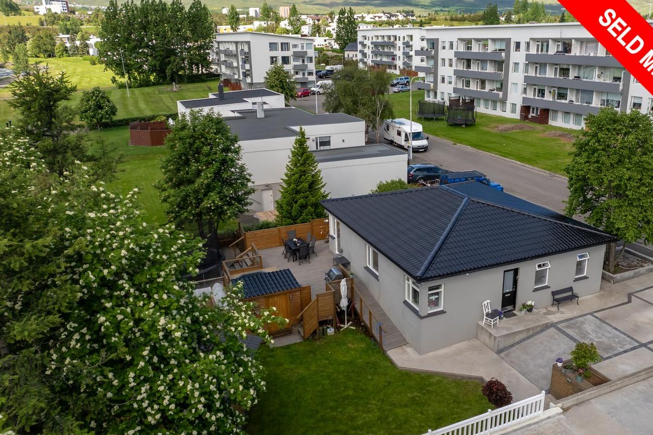 Skarðshlíð 3