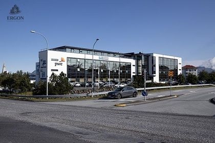 Skógarhlíð 12