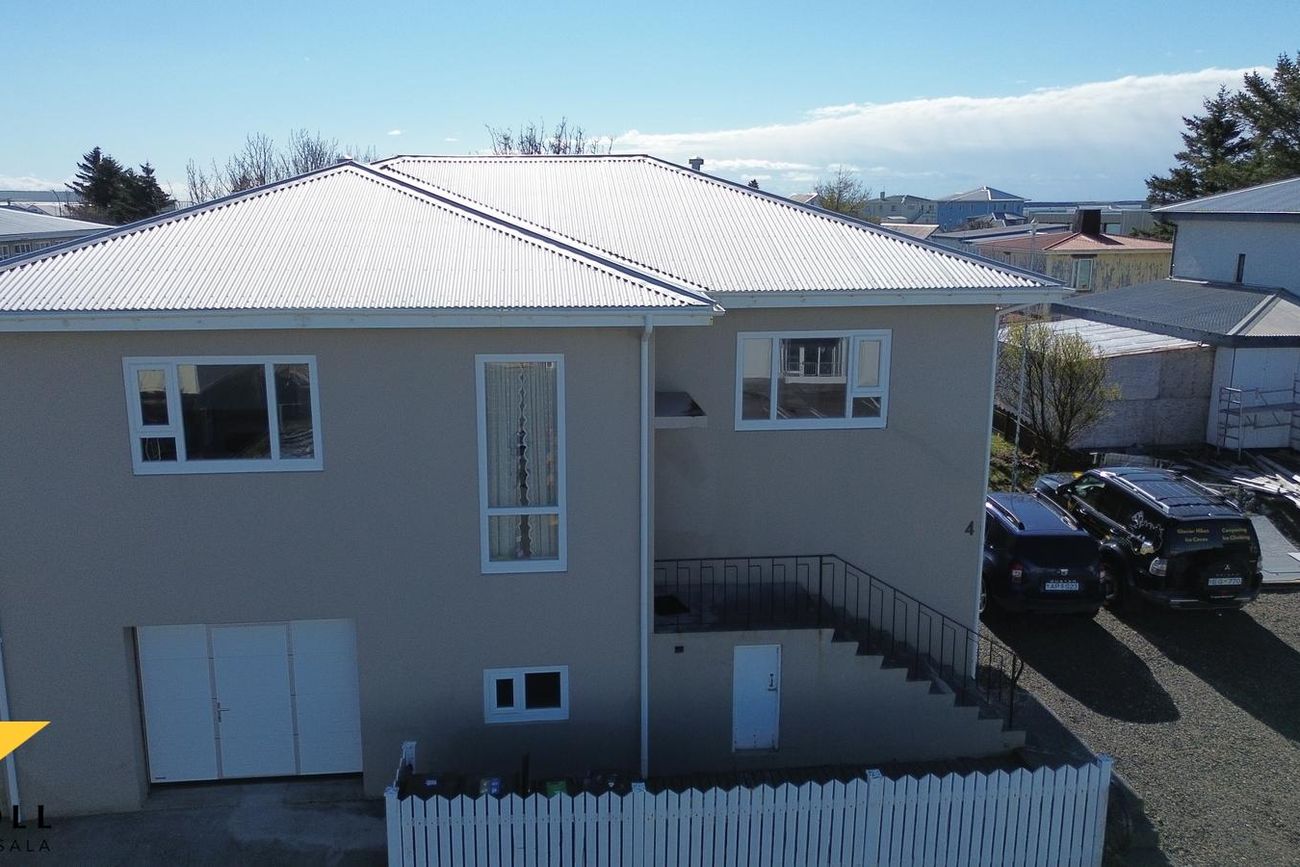 Svalbarð 4 0201