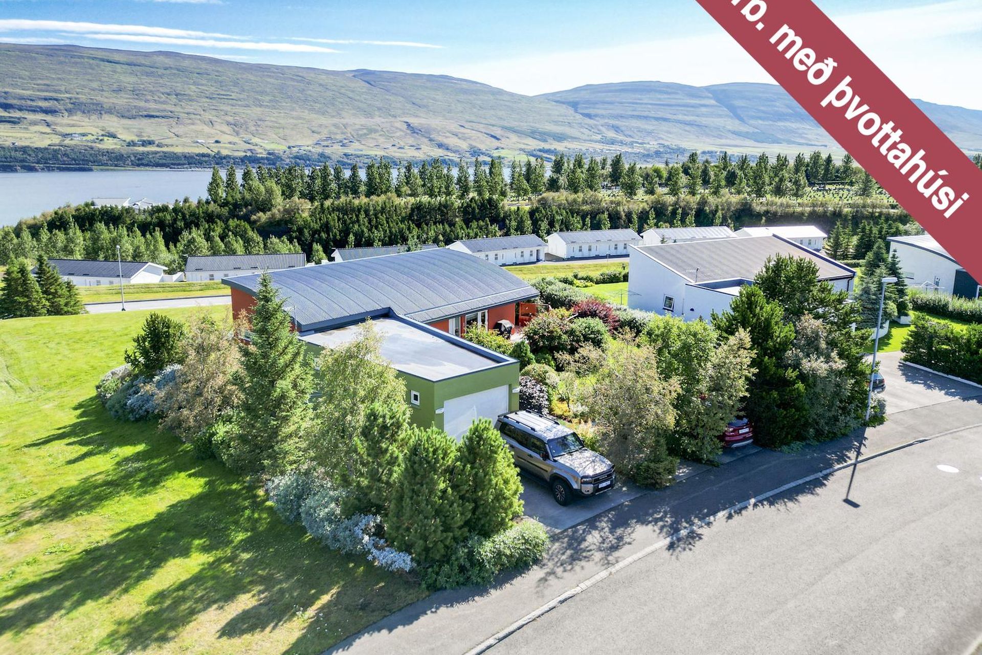Miðteigur 1