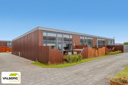 SMYRLAHEIÐI 24