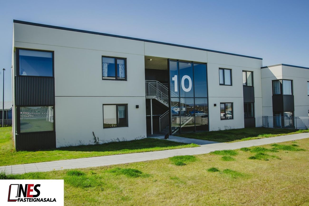 Sóleyjarklettur 10