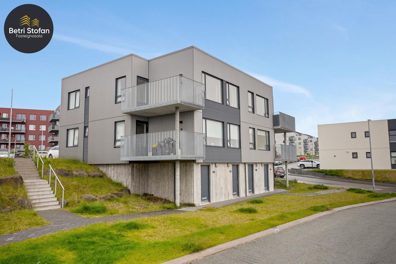 Urðarbrunnur 23