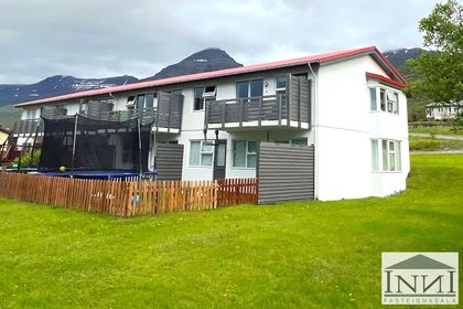 Garðaholt 1