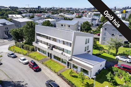 Brekkulækur 1