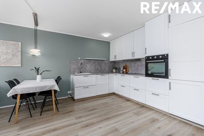 Hraunbær 102F