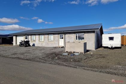 Hallgerðartún 23