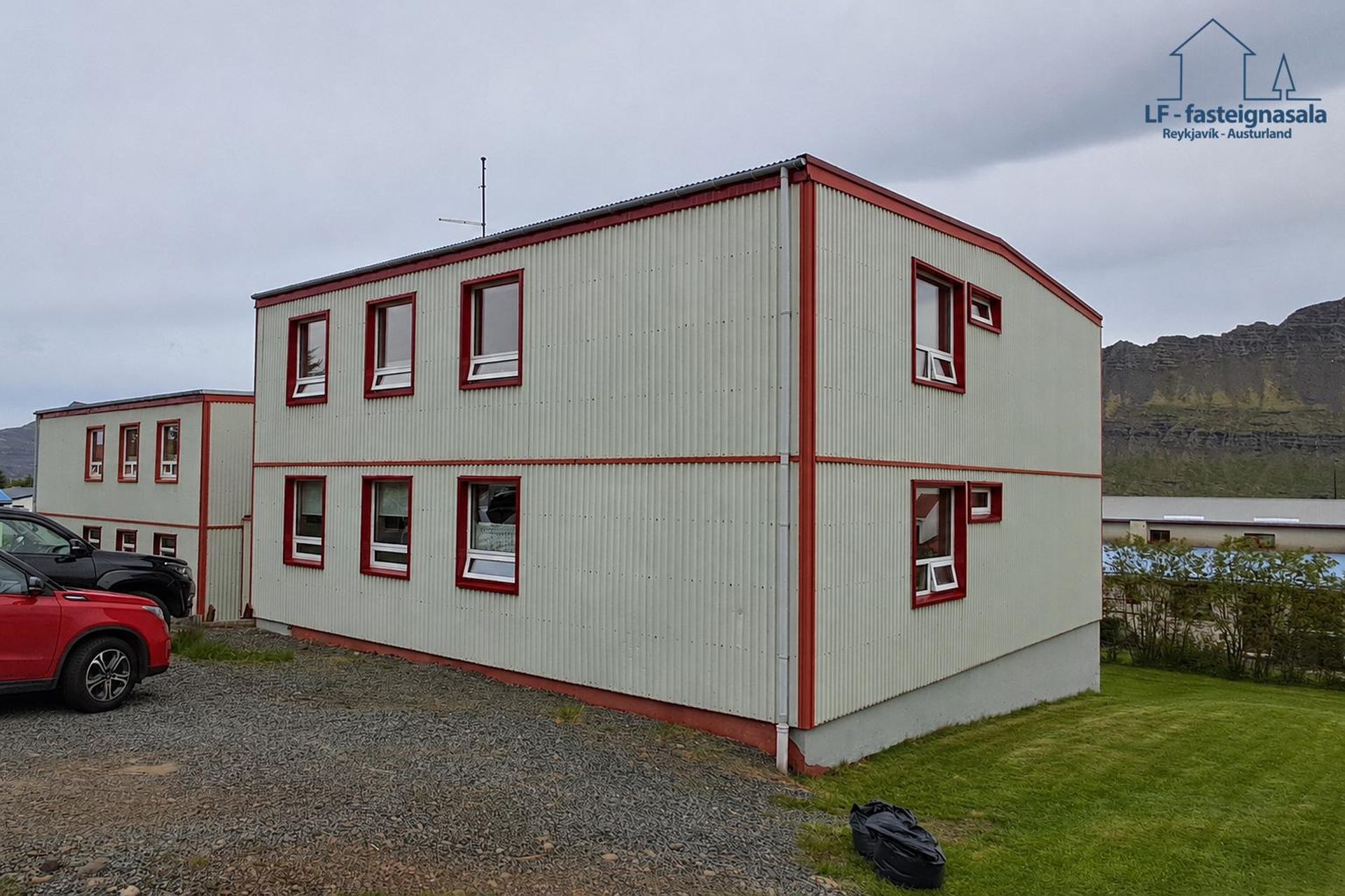 Víðimýri 16