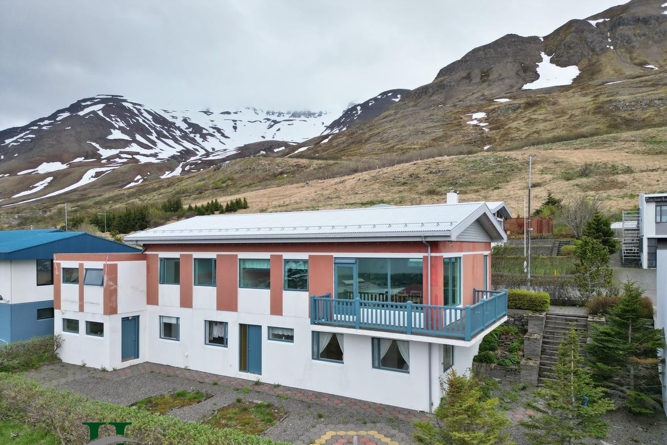 Hlíðarvegur 40