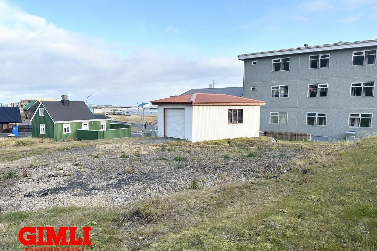 Mýrarholt 3