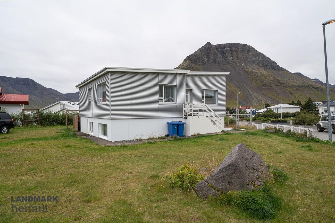 Traðarstígur 13