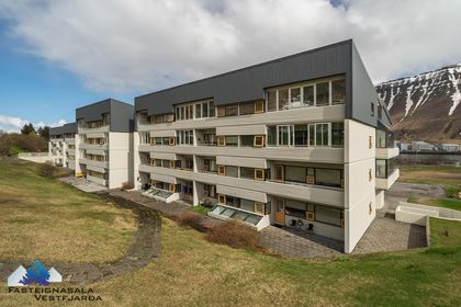 Hlíf 2