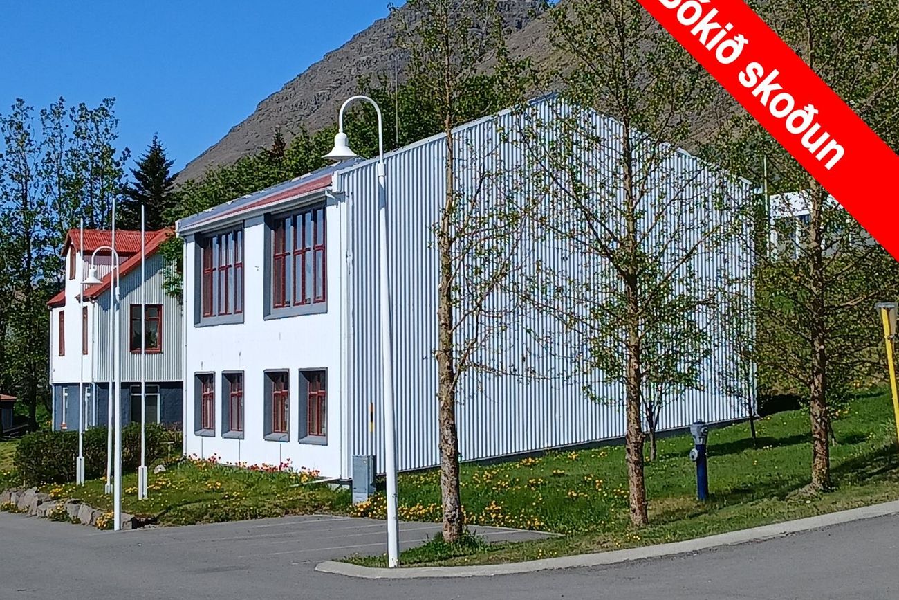 Aðalstræti 63