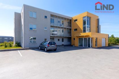 Baugakór 13