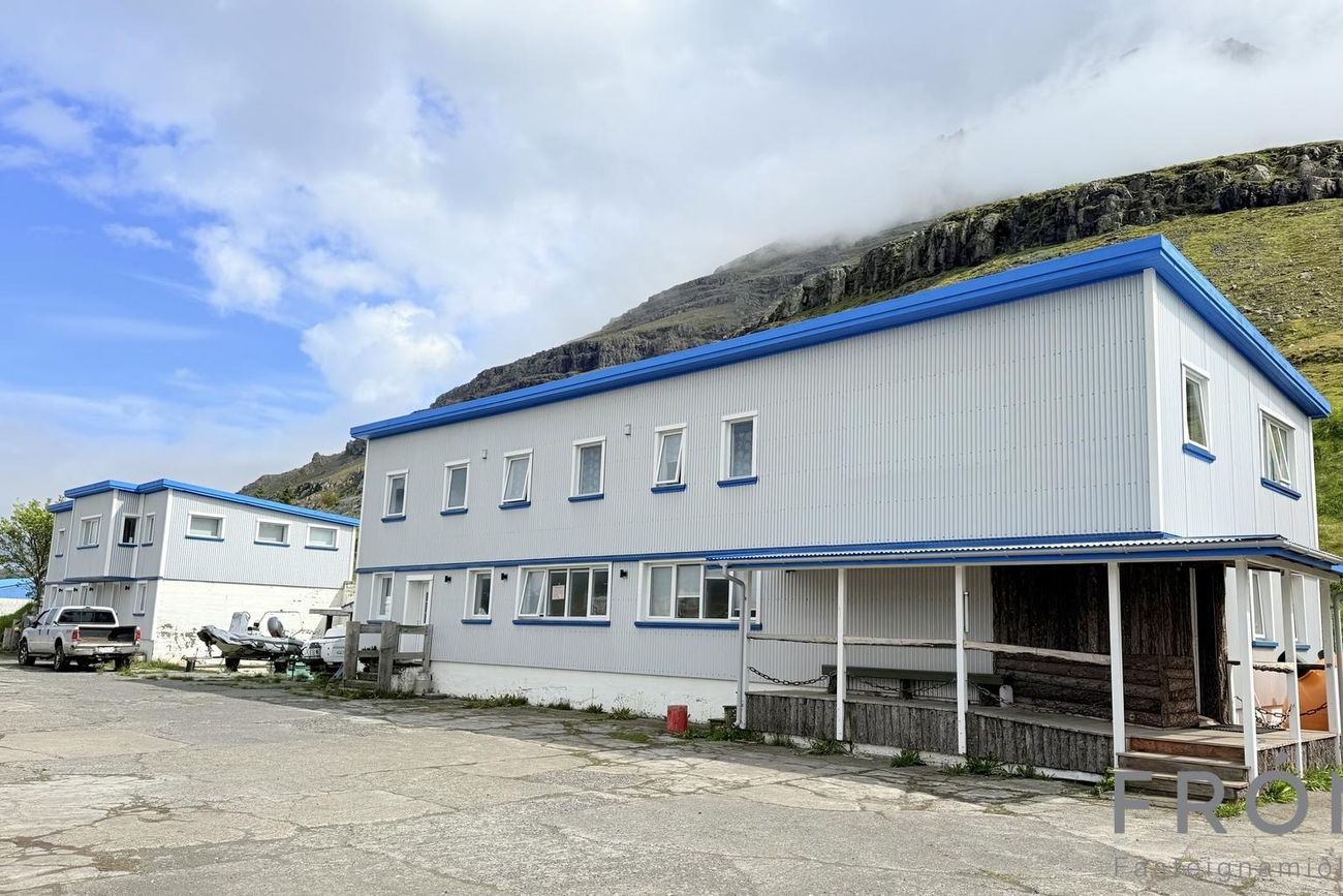 Strandarvegur 21