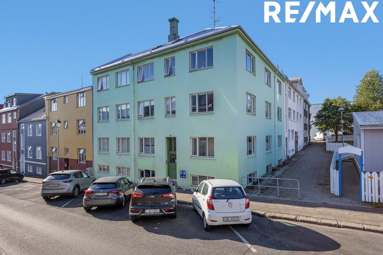 Njálsgata 72