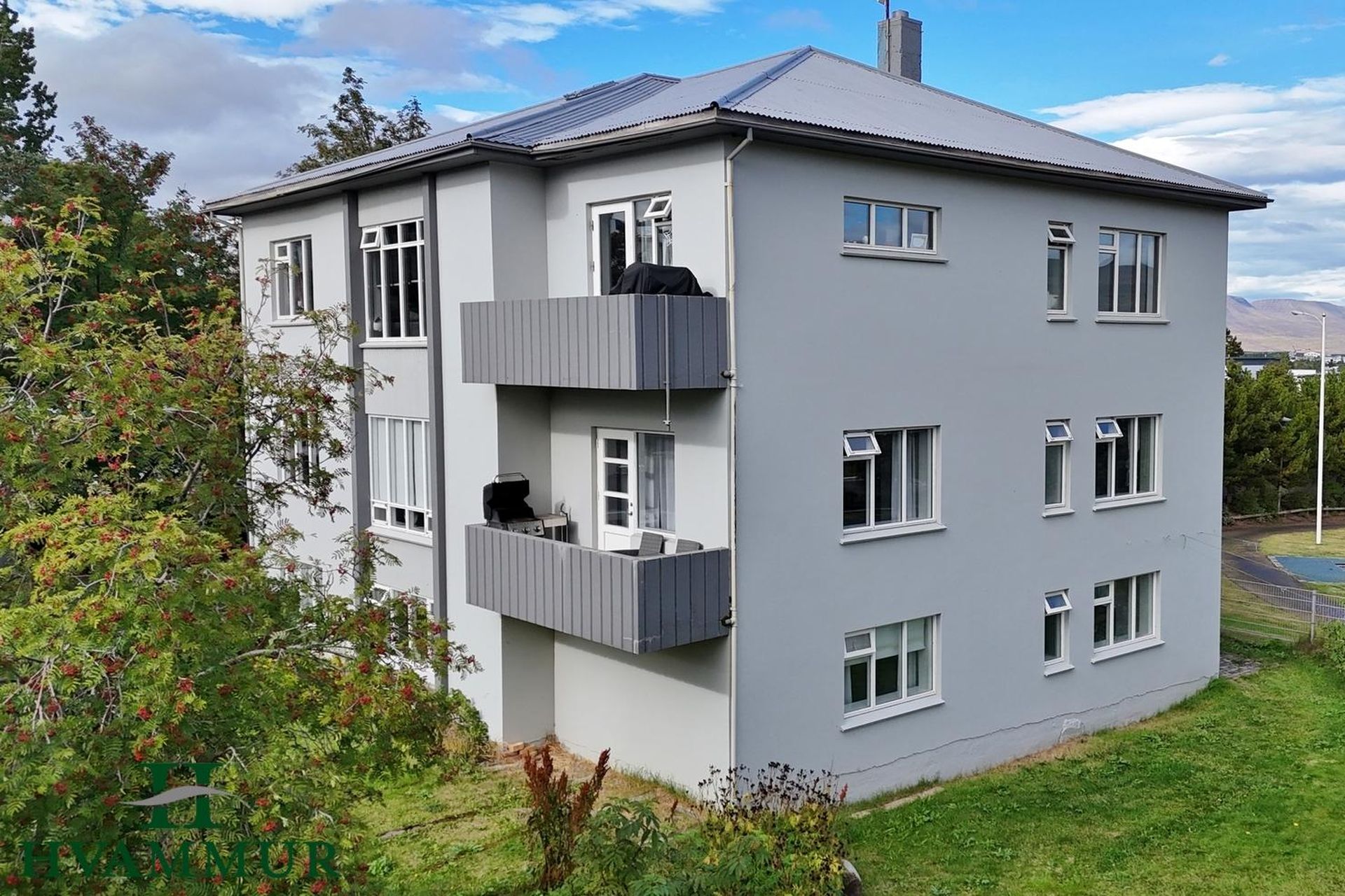 Þórunnarstræti 128