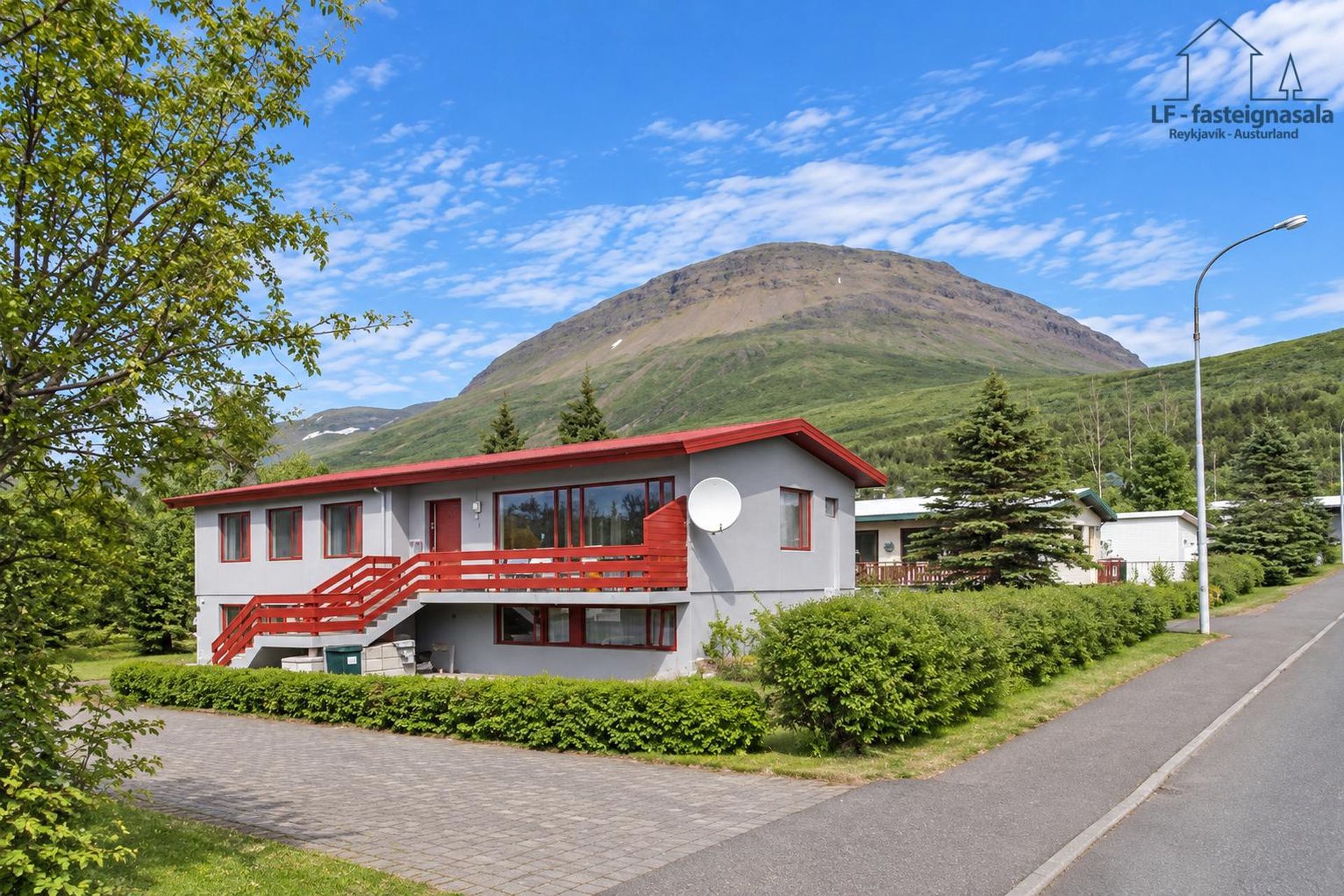 Heiðarvegur 15