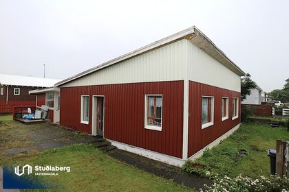 Vallargata 21