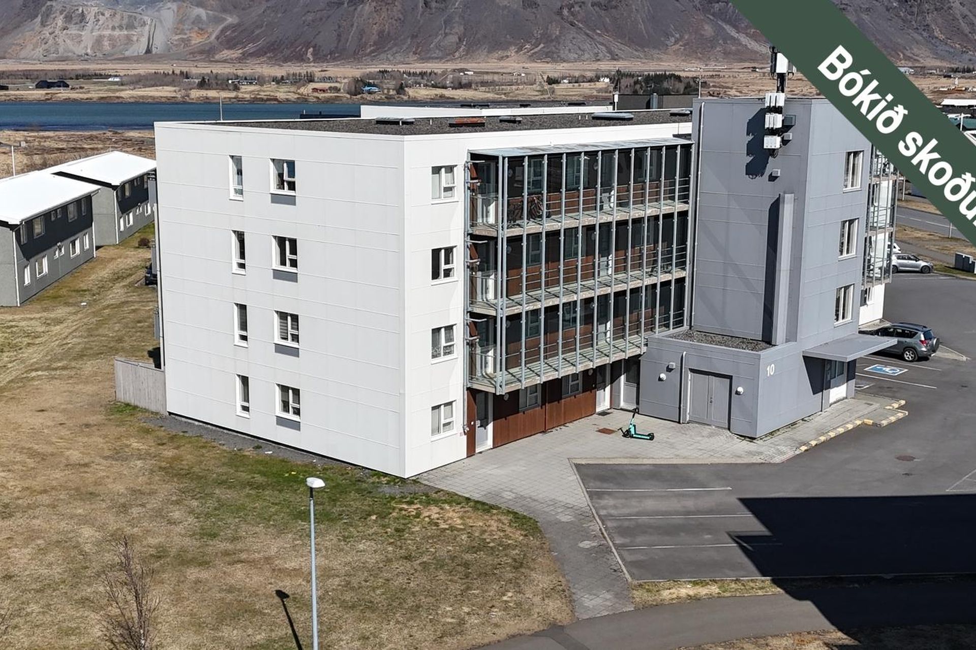 Fossvegur 10
